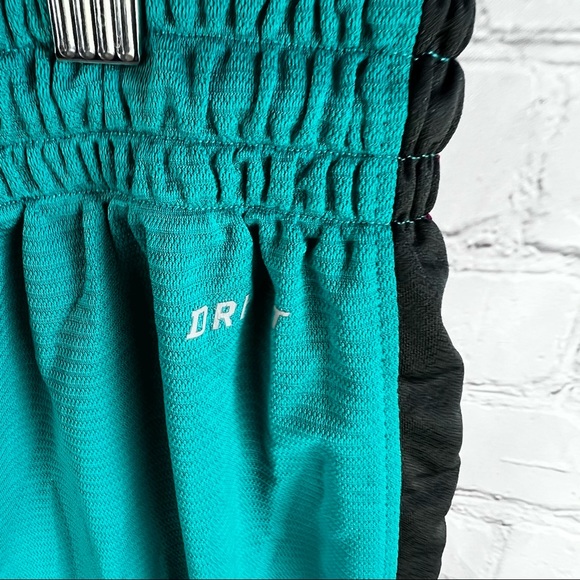 Nike Dri-fit Basketball Shorts - Picture 6 of 8